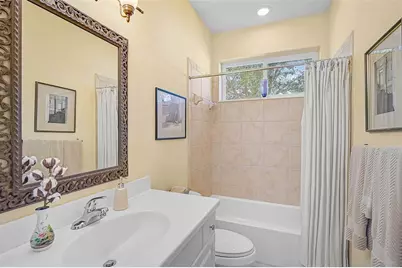 4210 Callista Lane, Sarasota, FL 34243 - Photo 18