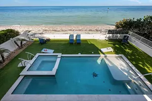 915 N Shore Dr, Anna Maria, FL 34216 - Photo 4