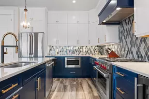 915 N Shore Dr, Anna Maria, FL 34216 - Photo 12