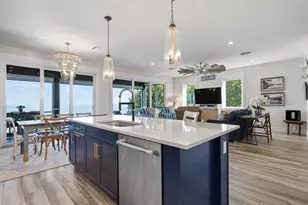 915 N Shore Dr, Anna Maria, FL 34216 - Photo 20