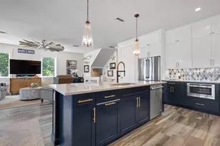 915 N Shore Dr, Anna Maria, FL 34216 - Photo 26