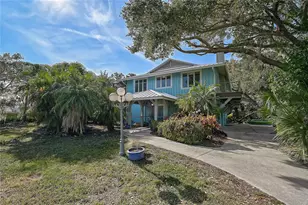 678 Faith Ave, Osprey, FL 34229 - Photo 1