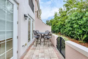 455 Nokomis Ave S, Venice, FL 34285 - Photo 4