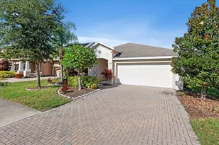 4247 Adelaar Dr, Sarasota, FL 34240 - Photo 2