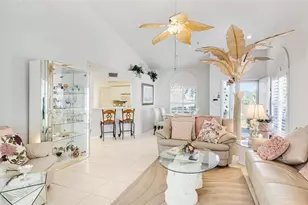 6770 Fairway Gardens Dr, Bradenton, FL 34203 - Photo 10