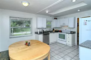 4414 Longford Dr, Sarasota, FL 34232 - Photo 2