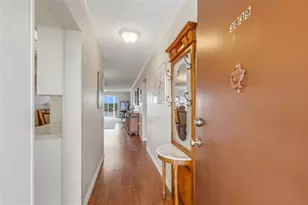 3839 Lake Bayshore Dr, Bradenton, FL 34205 - Photo 4