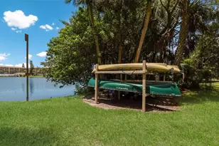 3839 Lake Bayshore Dr, Bradenton, FL 34205 - Photo 28