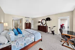 1212 Benjamin Franklin Dr, Sarasota, FL 34236 - Photo 26