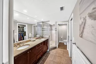 1212 Benjamin Franklin Dr, Sarasota, FL 34236 - Photo 28