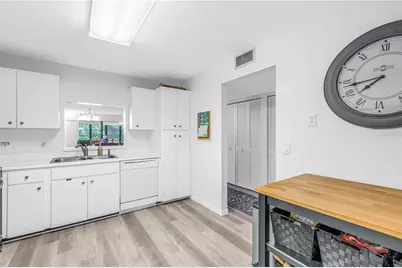 149 Wild Palm Drive #149, Bradenton, FL 34210 - Photo 6