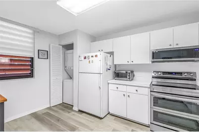 149 Wild Palm Drive #149, Bradenton, FL 34210 - Photo 8