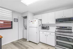 149 Wild Palm Dr, Bradenton, FL 34210 - Photo 8