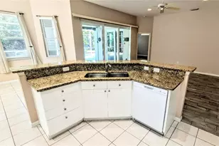 6826 Winslow St, Sarasota, FL 34243 - Photo 10