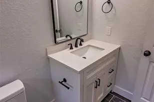 4501 20th Ave S, Saint Petersburg, FL 33711 - Photo 6