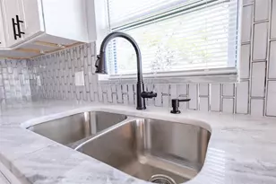 4501 20th Ave S, Saint Petersburg, FL 33711 - Photo 16