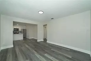 1715 17th Ave W, Bradenton, FL 34205 - Photo 8