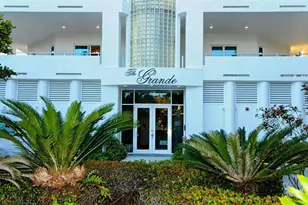 4561 Gulf of Mexico Dr, Longboat Key, FL 34228 - Photo 2