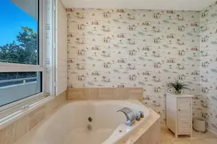 4561 Gulf of Mexico Dr, Longboat Key, FL 34228 - Photo 40