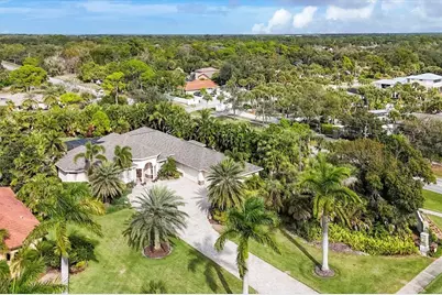 793 Vanderbilt Drive, Nokomis, FL 34275 - Photo 2