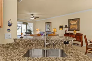 6607 Candlestick Dr, Bradenton, FL 34212 - Photo 10