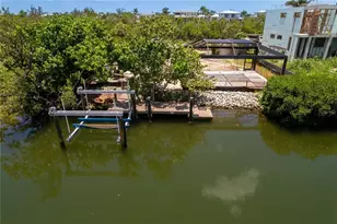 640 Lyons Ln, Longboat Key, FL 34228 - Photo 10