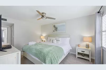 1640 Stickney Point Road #40-101, Sarasota, FL 34231 - Photo 8