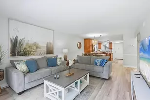 1640 Stickney Point Rd, Sarasota, FL 34231 - Photo 6