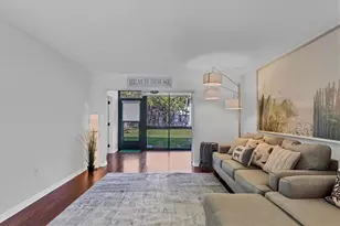 1640 Stickney Point Rd, Sarasota, FL 34231 - Photo 4