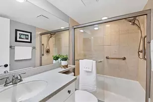 1640 Stickney Point Rd, Sarasota, FL 34231 - Photo 10