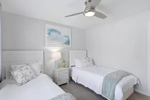 1640 Stickney Point Rd, Sarasota, FL 34231 - Photo 22