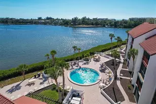 1640 Stickney Point Rd, Sarasota, FL 34231 - Photo 20