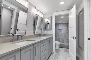 5740 Midnight Pass Rd, Sarasota, FL 34242 - Photo 22