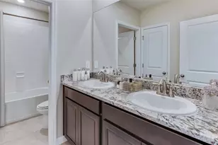 11975 Kingsley Trl, Parrish, FL 34219 - Photo 16