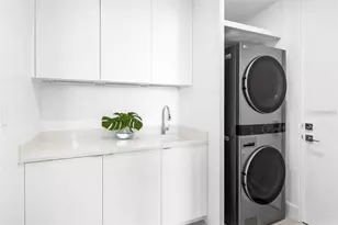 509 Golden Gate Point, Sarasota, FL 34236 - Photo 12