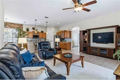 7915 Edmonston Circle, University Park, FL 34201 - Photo 20