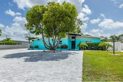 3407 29th Street W, Bradenton, FL 34205 - Photo 1