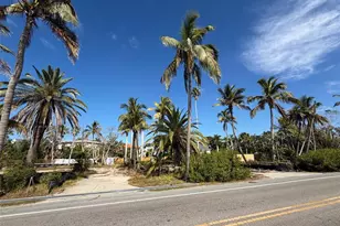 831 Siesta Dr, Sarasota, FL 34242 - Photo 2