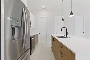 9660 President Cir, Port Charlotte, FL 33981 - Photo 20