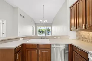 7187 Boca Grove Pl, Lakewood Ranch, FL 34202 - Photo 10