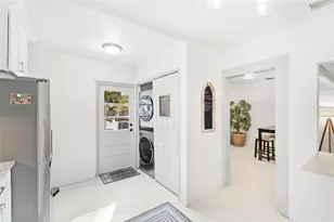 1374 20th St, Sarasota, FL 34234 - Photo 12