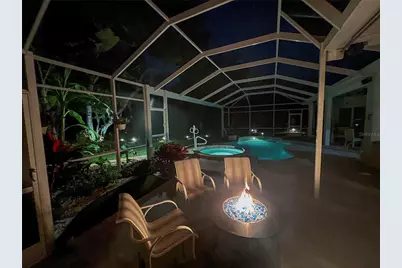 7018 Coachlight Street, Sarasota, FL 34243 - Photo 8