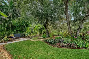 7018 Coachlight St, Sarasota, FL 34243 - Photo 44