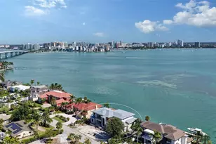 247 Robin Dr, Sarasota, FL 34236 - Photo 14