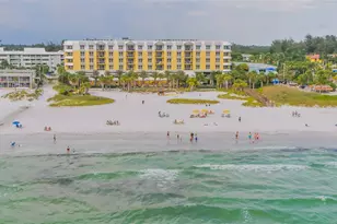 915 Seaside Dr, Sarasota, FL 34242 - Photo 2