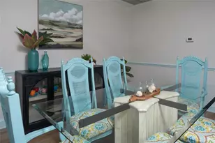 5005 Canterbury Dr, Sarasota, FL 34243 - Photo 12