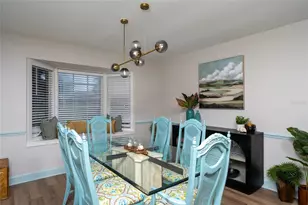 5005 Canterbury Dr, Sarasota, FL 34243 - Photo 14