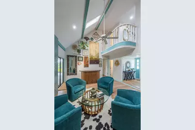 5005 Canterbury Drive, Sarasota, FL 34243 - Photo 6