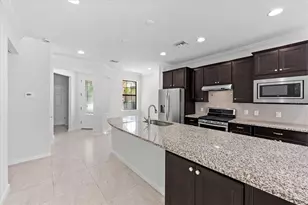 16606 Blackwater Ter, Bradenton, FL 34202 - Photo 8