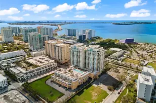 800 N Tamiami Trl, Sarasota, FL 34236 - Photo 2